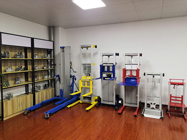 Какое подъемное оборудование используется на складе